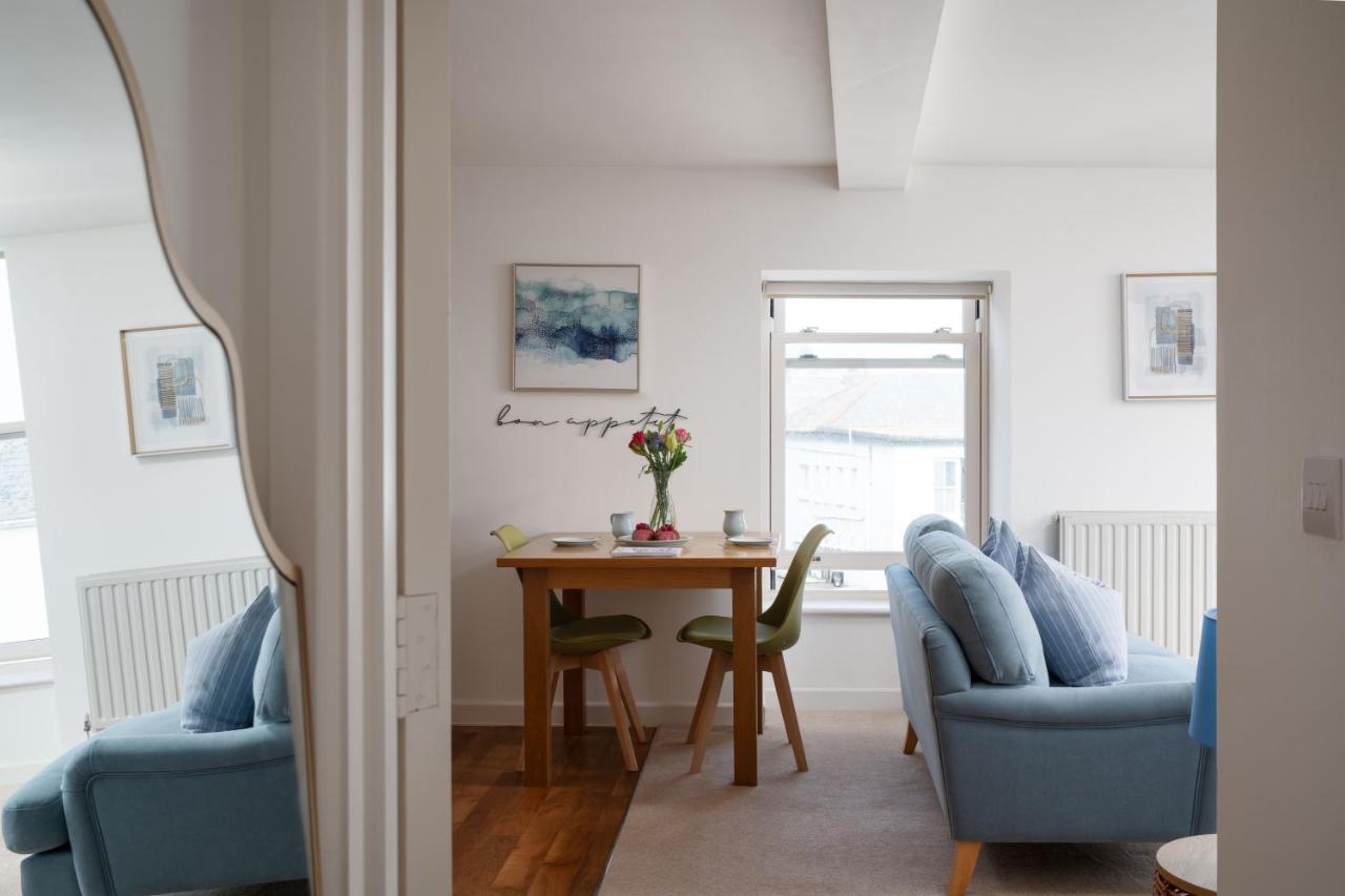 Apres Beach Apartment Sleeps 4 Penzance Esterno foto